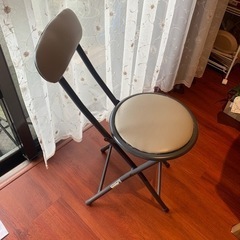決まりました⭐️断捨離⭐️  椅子ほか雑貨セットの画像