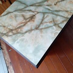 テーブルの画像