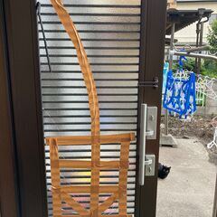 お見積り無料！割れた窓ガラスの即日修理ならコチラ。【ガラストラブ...