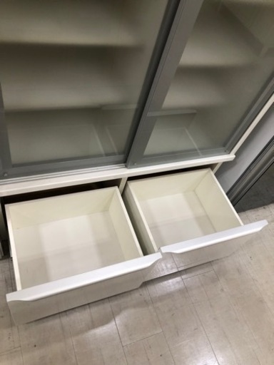 取りに来れる方限定！２枚スライド扉食器棚です！