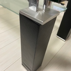ガラス製コーヒーテーブル