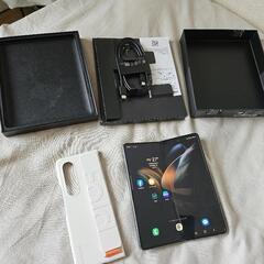Galaxy Z Fold4 グレイグリーン 256 GB SI...