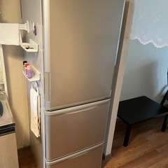 シャープ 350L どっちもドア 3ドア冷蔵庫 2014年製