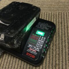 リョービ UBC-1803L 充電器 京セラ B-1815LA  電池パック 18V リチウムイオン ケースなしの画像