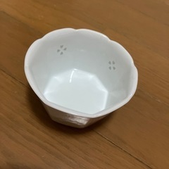 白花びら器