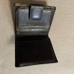 GUCCI折りたたみ財布の画像