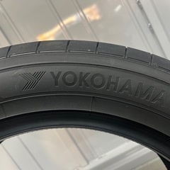 ⭐️235 55 R19⭐️新品タイヤ２本🉐ヨコハマ ブルーアース🉐の画像