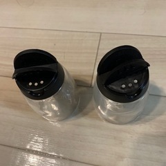 IKEA 調味料入れ 2個セット 未使用の画像
