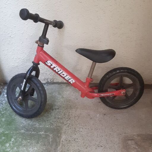 ストライダー幼児自転車購入価格1万7千円のもの
