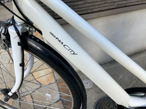 ?バッテリーほぼ新品　8.9Ah?8段変速！?YAMAHA　ヤマハ　パスシティL　電動自転車　電動アシスト自転車　中古　27インチ　8