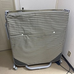 ★折りたたみ　電動ベッド