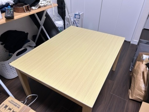 こたつ　(ニトリで購入)
