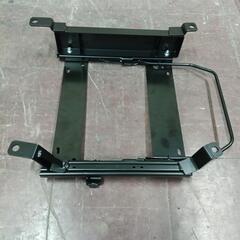 JB64W JB74W ジムニーシートレール BRIDE  S049MK 運転席側の画像