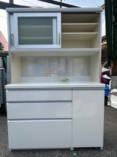 パモウナ　Pamouna 食器棚　中古　【福岡市配送可能】