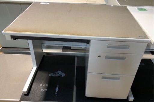 ⭐︎中古品　コクヨ　片袖机　1000×700×700mm  事務用品⭐︎