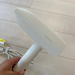 ヘアドライヤー　サロニア