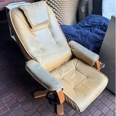 リクライニングチェアの画像