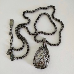 Yves Saint Laurent ネックレス