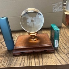 水晶玉　クリスタルロックの画像