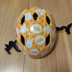 値下げ！【2-5才くらい】アンパンマンのヘルメットの画像