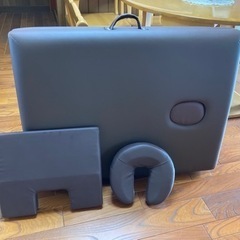 折りたたみマッサージベッド