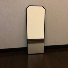 シンプルデザインのミラー　差し上げます。の画像