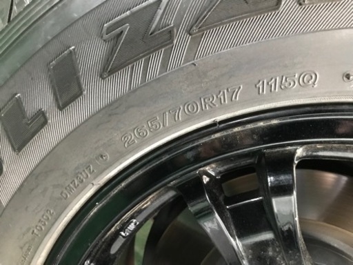 再度商談中265/70Ｒ17スタッドレスとアルミホイール４本セット
