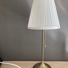 テーブルランプ 付け替えのランプ付き