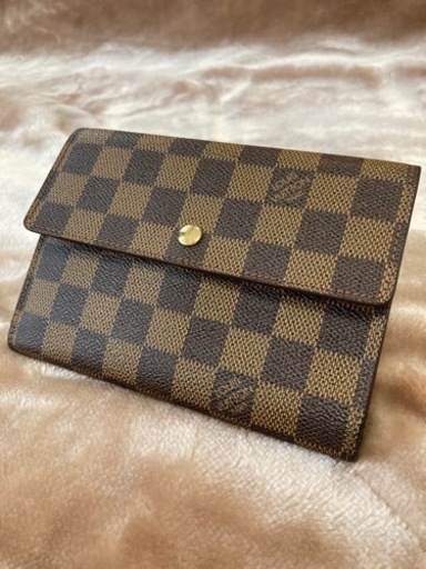 LOUIS VUITTONルイヴィトン ポルトトレゾール エチュイパピエ 財布