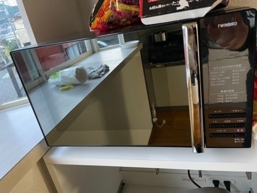 【新品】TWINBIRD 燕三条 電子レンジ 20L 4段階出力切り替え ヘルツフリー フラット 600w ミラーガラス 静音モード搭載