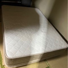 ベッドのマットレスです。