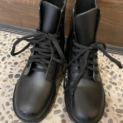 レインシューズ　Mサイズ
