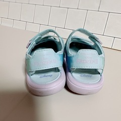 13センチ adidas×アナ雪の画像