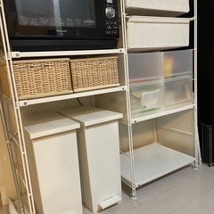 全部込みです！無印ユニットシェルフケユカゴミ箱 (あーちゃん) 大阪の収納家具《食器棚、キッチン収納》の中古あげます・譲ります｜ジモティーで不用品の処分