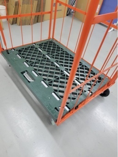 ハンドブレーキ付きカゴ車オレンジテナーオートブレーキ