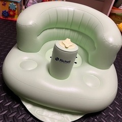 リッチェル　バスチェア　ベビーチェア