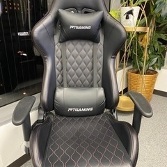 【値下げ】オットマン付きゲーミングチェアの画像