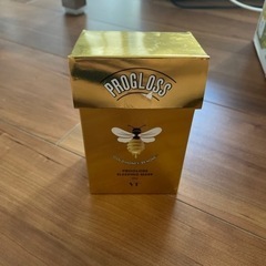 VT Progloss Gold Capsule mask
