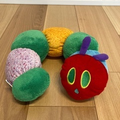 日本育児　はらぺこあおむし　ネックサポーター