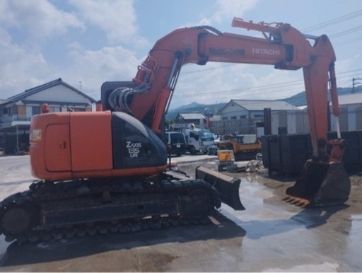 ZX135UR