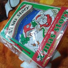 立体的なカットがお洒落な木の絵本の画像