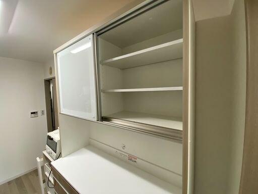 キッチンボード/食器棚/人気のエスエークラフト/定価15万円