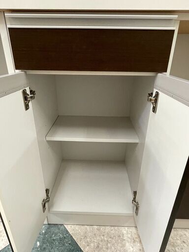 ?3面レンジボード ?定価￥29,800? 落ち着いたダークブラウンカラー お部屋に合わせやすいです?174