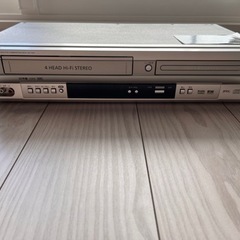 【新品】DXアンテナ　DVD/VHSコンビネーションデッキ　DV-140V