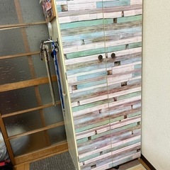 お掃除道具入れ  収納力抜群  棚  差し上げます