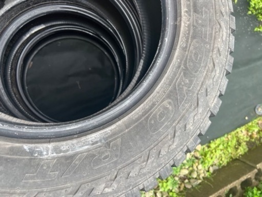 toyo open country185/85/16r  jb23
