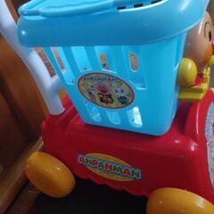 アンパンマン　お買い物カートの画像