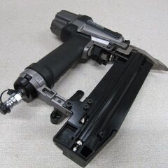 🌲【釘打ち機】makita 50㎜常圧仕上 AF502【地域最大！意外と売っています!高価買取アールワン田川】の画像