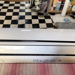 【リサイクルサービス八光】2014年製　日立ルームエアコン　白くまくん　8畳用　RAS-AC25D-W