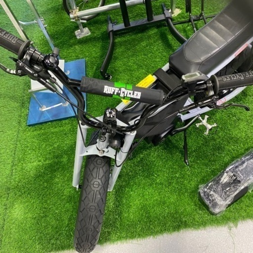 使用僅少美品】20インチ電動アシスト自転車Lil'Buddy pearl white BAG